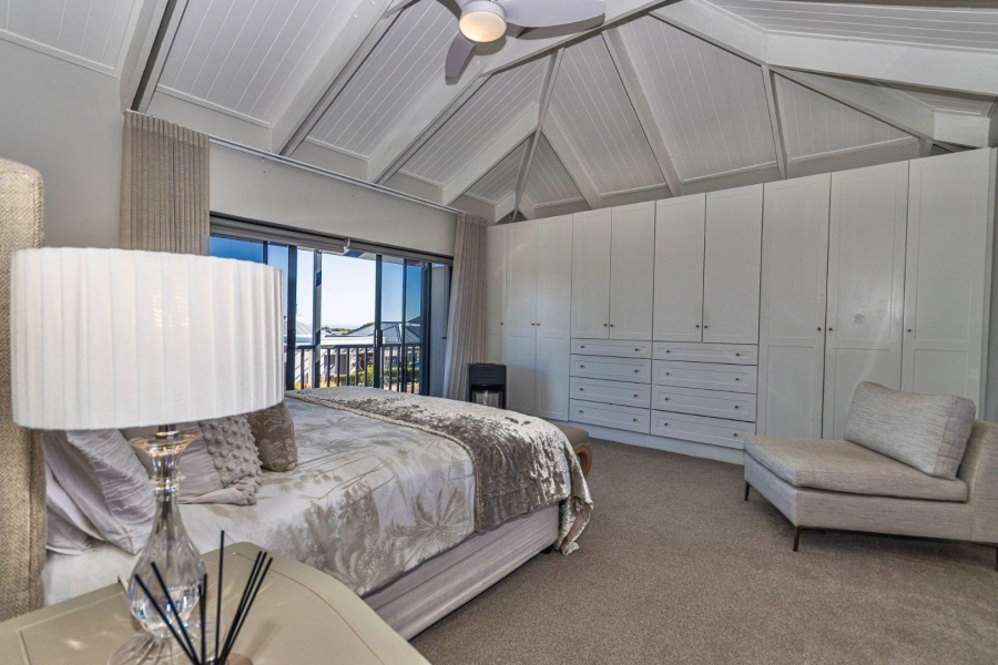 4 Bedroom Property for Sale in Atlantic Beach Golf Estate Western Cape